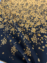 Lade das Bild in den Galerie-Viewer, Jacquard misto seta giallo nero disegno degrade: €54/mtl