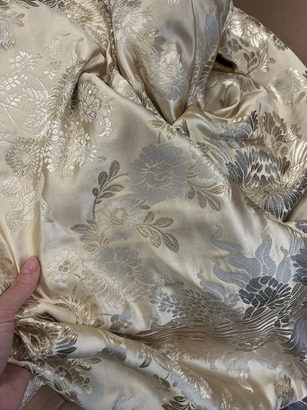 Jacquard oro misto seta