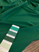 Lade das Bild in den Galerie-Viewer, Lycra verde: 11€/m
