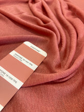 Lade das Bild in den Galerie-Viewer, Maglia di cashmere rosa antico: 33€/m
