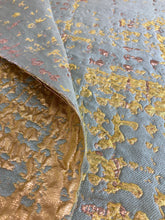 Lade das Bild in den Galerie-Viewer, Jacquard misto colore pistacchio con oro: 35€/m
