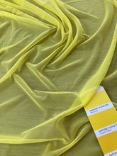 Lade das Bild in den Galerie-Viewer, Tulle elasticizzato giallo : 14€/m
